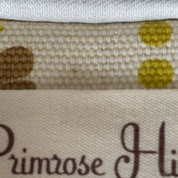 Primrose Hill London Lotus Pattern Zipper Cosmetic Bag - Picture 3 of 6